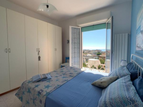 Very cosy house with fabulous sea view! Pietra Ligure